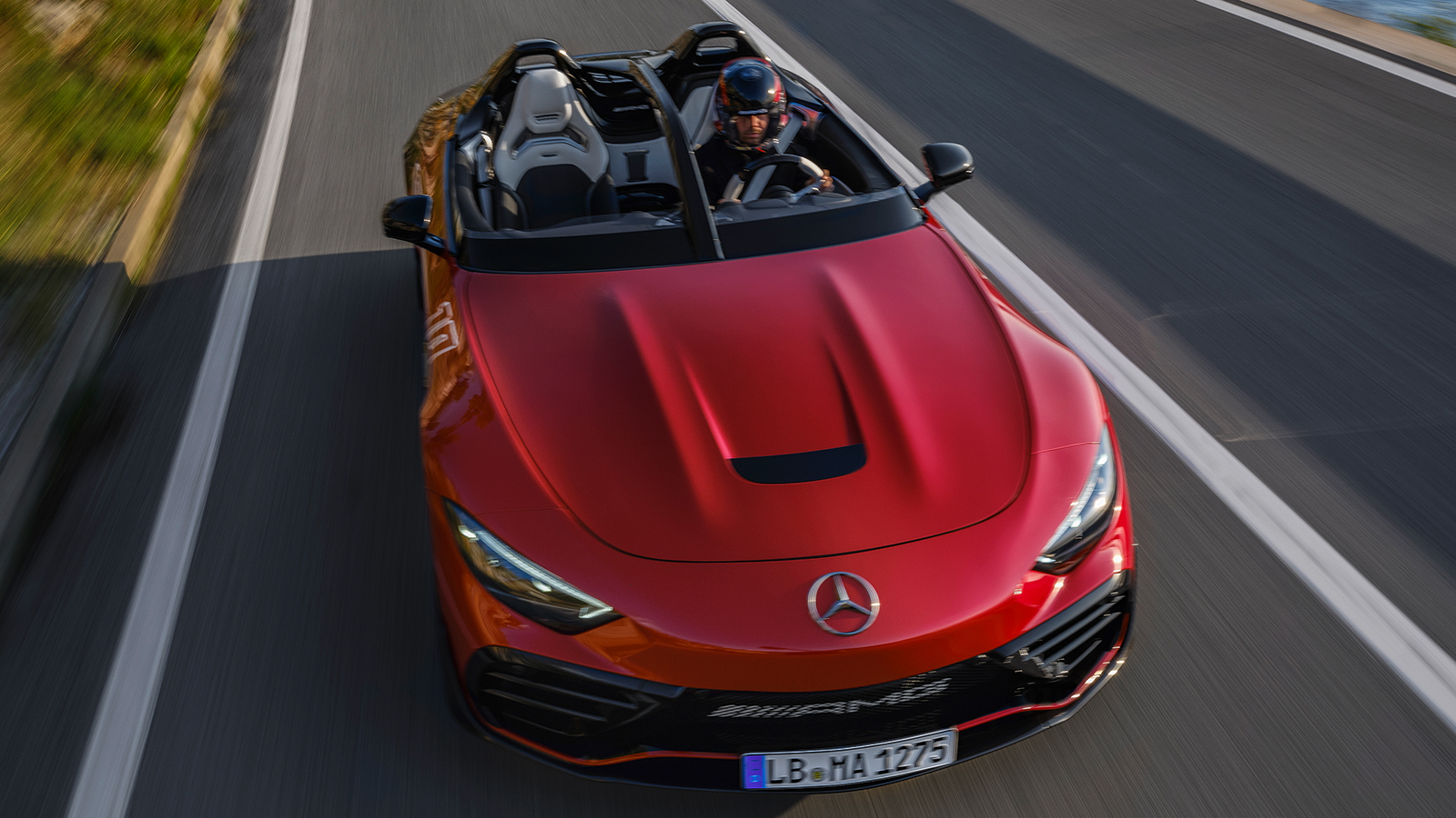 Η Mercedes-AMG PureSpeed πετάει την οροφή για να βάλει Halo